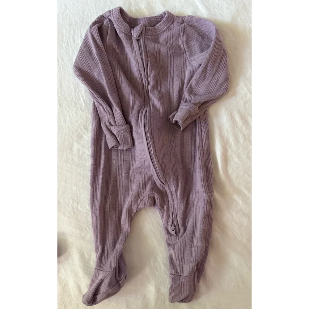Infant Girl Clothing Lot 0-3 Months Baby Girl Clothes Outfit Bundle EUC 4 PIECE